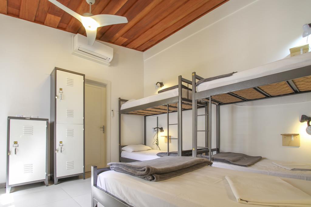 Brick Hostel Порту-Алегри Экстерьер фото
