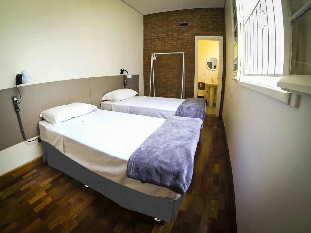 Brick Hostel Порту-Алегри Экстерьер фото